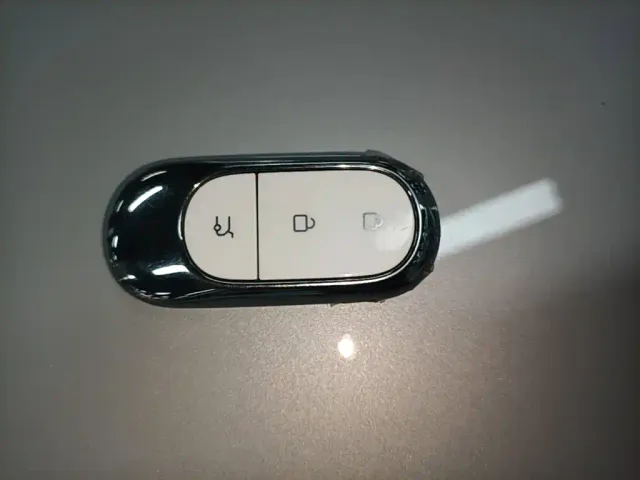 Leapmotor B10 — Фото автомобиля 8