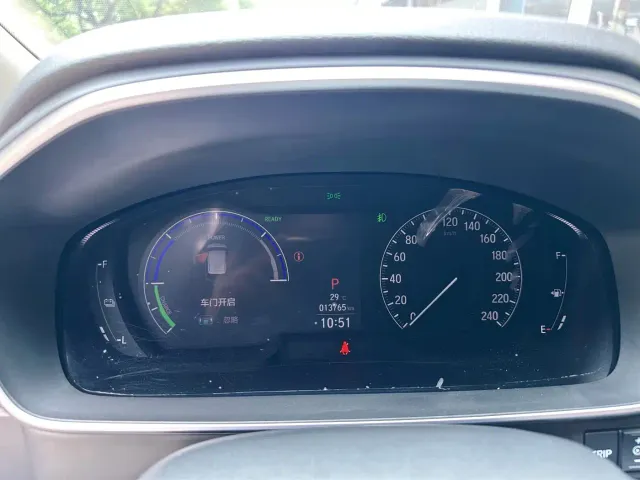 Honda Odyssey — Фото автомобиля 13