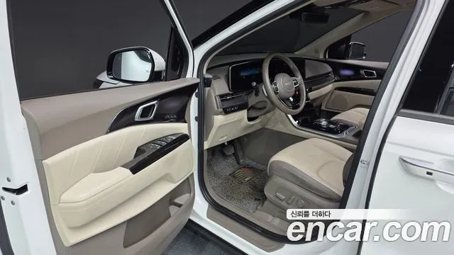 Kia Canival Carnival 4 поколение Дизель 9 мест Signature — Фото автомобиля 9