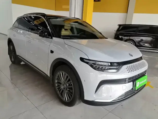 Leapmotor C11 — Фото автомобиля 3