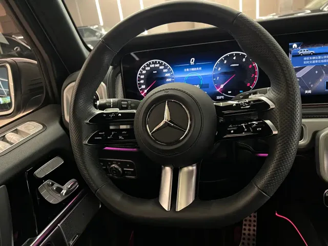 Mercedes-Benz G-Class — Фото автомобиля 15