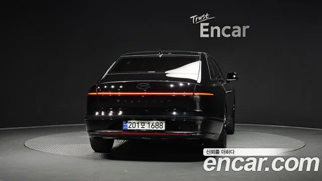 Hyundai Grandeur GN7 — Фото автомобиля 4