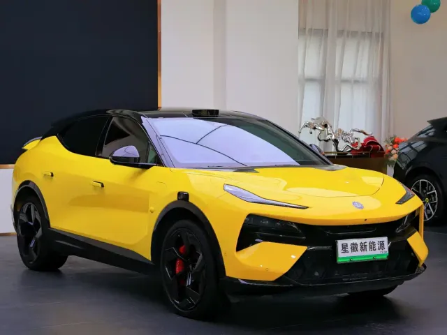 Lotus Eletre — Фото автомобиля 3