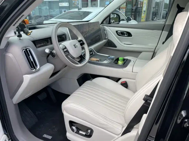 Geely Galaxy M9 — Фото автомобиля 4