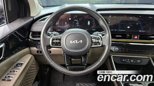 Kia Carnival Generation 4 — Фото автомобиля 13