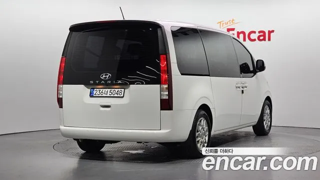 Hyundai Staria — Фото автомобиля 2