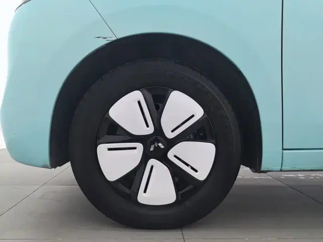 Wuling Hongguang Mini EV — Фото автомобиля 17
