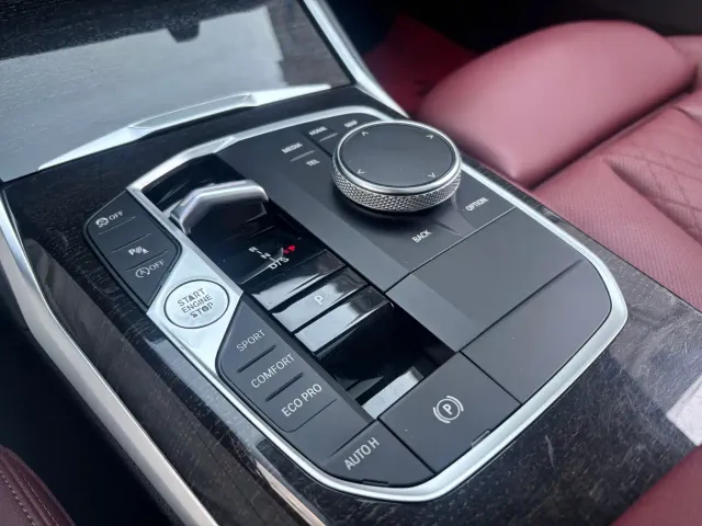 BMW 3 Series — Фото автомобиля 5