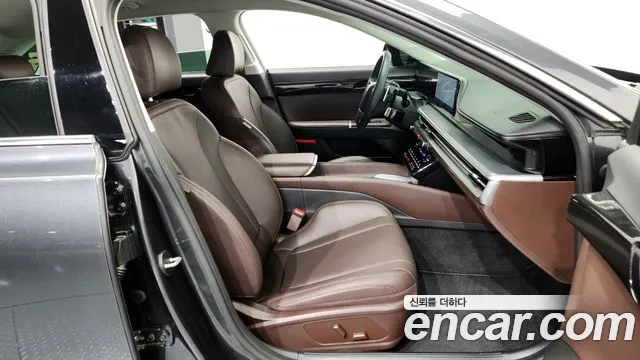 Hyundai Grandeur Grandeur (GN7) 2.5 Бензин 2WD — Фото автомобиля 11