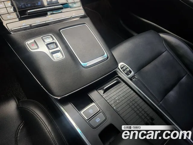 Hyundai Grandeur New — Фото автомобиля 14