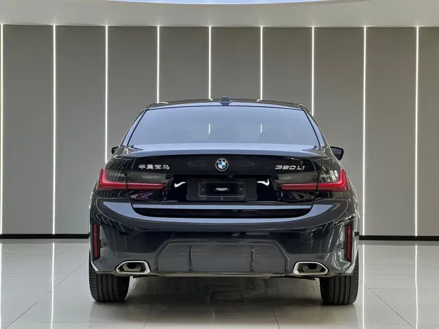 BMW 3 Series — Фото автомобиля 17