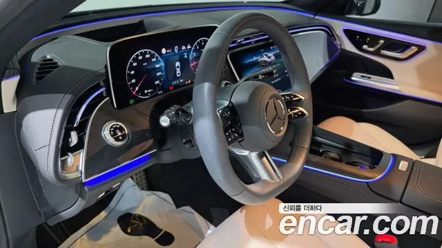 Mercedes-Benz E-Class — Фото автомобиля 15