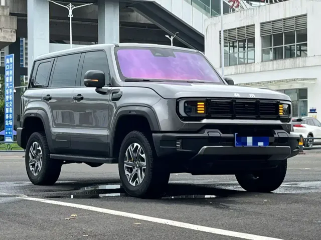 BAIC BJ40 — Фото автомобиля 3