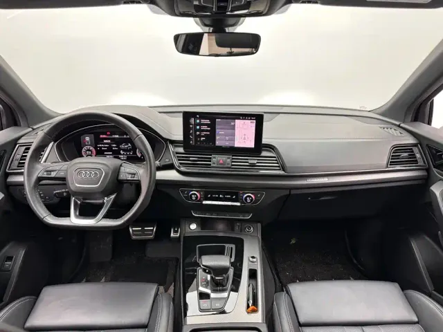 Audi Q5L — Фото автомобиля 10