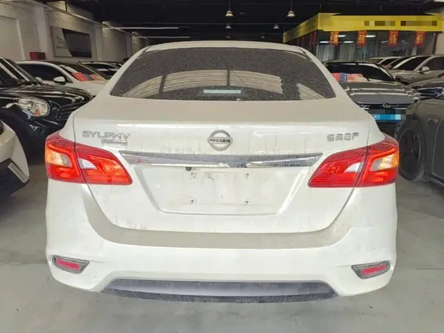 Nissan Sylphy — Фото автомобиля 5
