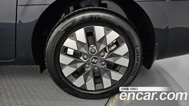 Hyundai Staria — Фото автомобиля 6