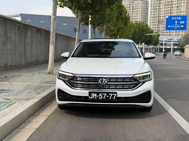 Volkswagen Sagitar — Фото автомобиля 3