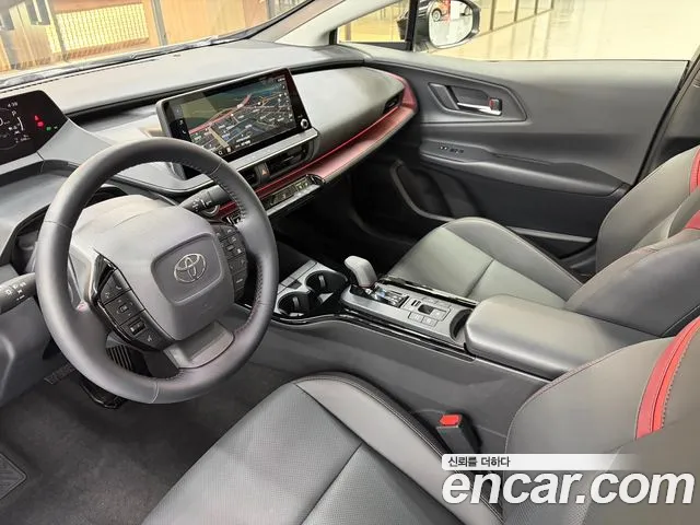 Toyota Prius 5th Gen — Фото автомобиля 12