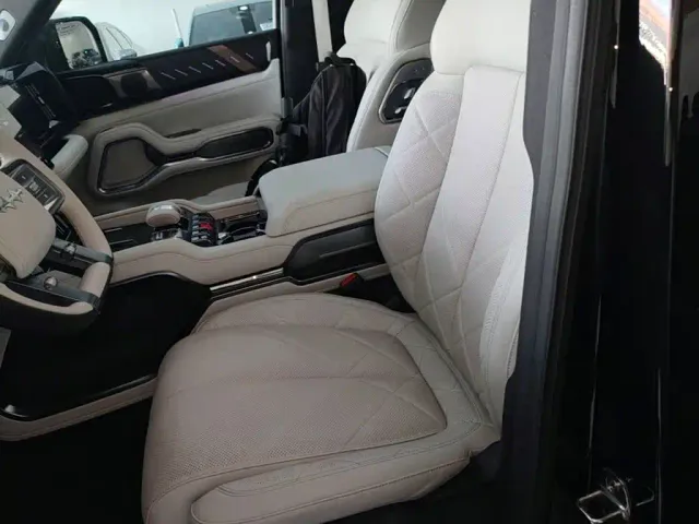 BYD FangChengBao Leopard 8 — Фото автомобиля 14