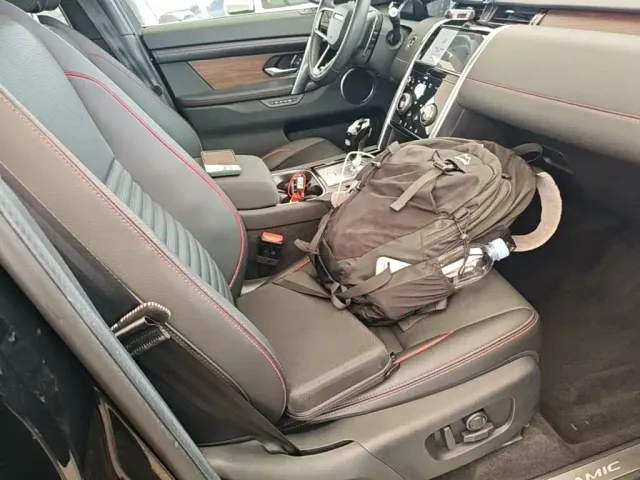 Land Rover Discovery Sport — Фото автомобиля 24