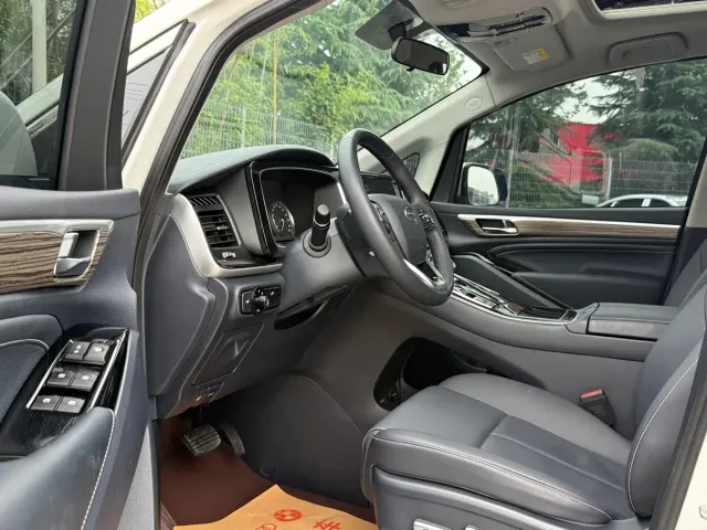 GAC Trumpchi M8 — Фото автомобиля 6