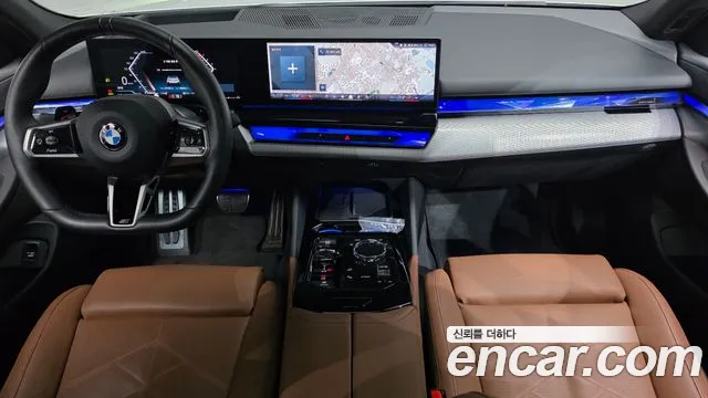 BMW 5 Series G60 — Фото автомобиля 10