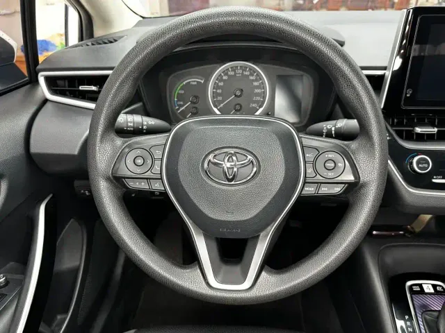 Toyota Corolla — Фото автомобиля 16