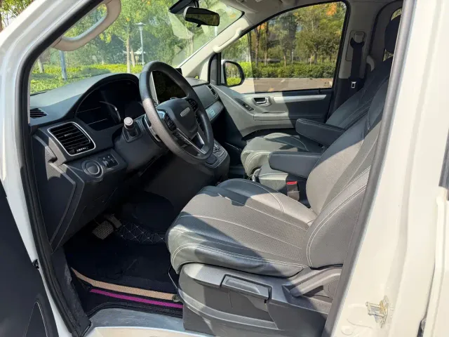 Maxus G20 — Фото автомобиля 7