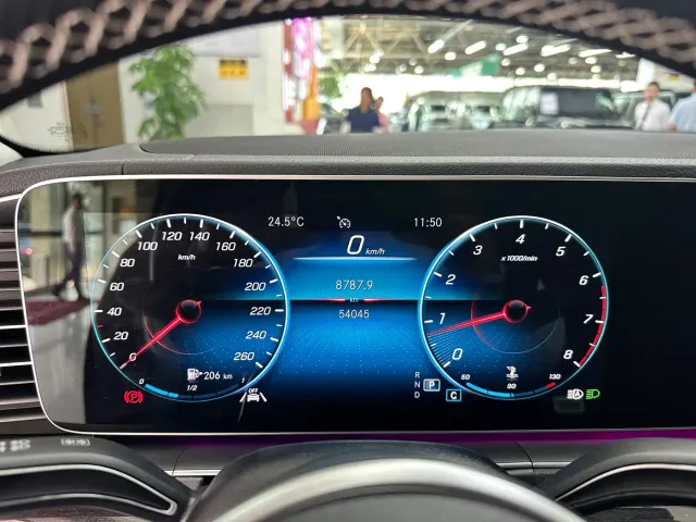 Mercedes-Benz GLE-Class — Фото автомобиля 14