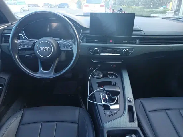 Audi A4L — Фото автомобиля 12