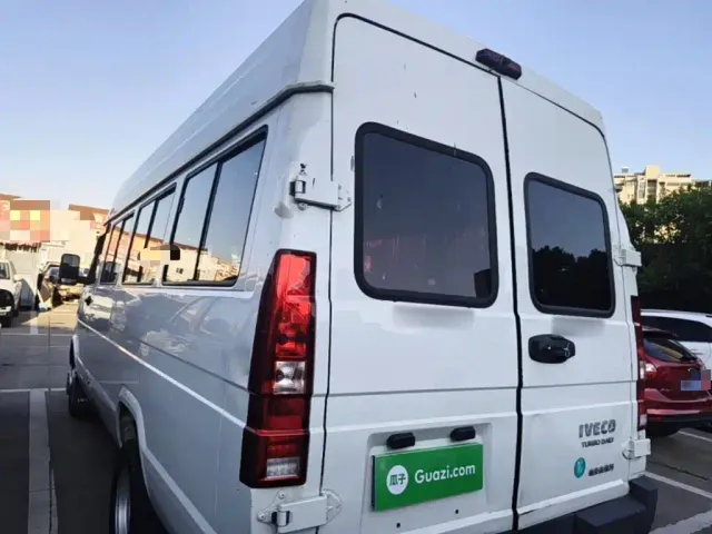Iveco Daily — Фото автомобиля 19