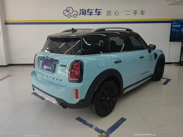 MINI Countryman — Фото автомобиля 3