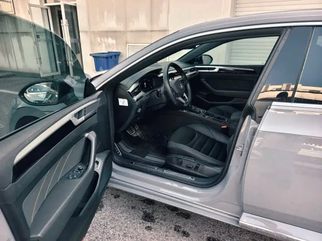 Volkswagen CC — Фото автомобиля 12