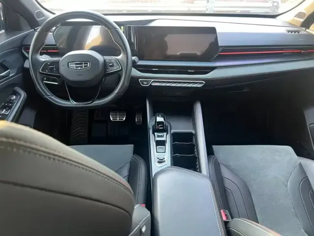 Geely Binrui — Фото автомобиля 9