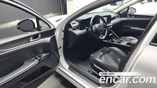 Kia K5 K5 3 поколение 2.0 LPI(Для проката) — Фото автомобиля 9