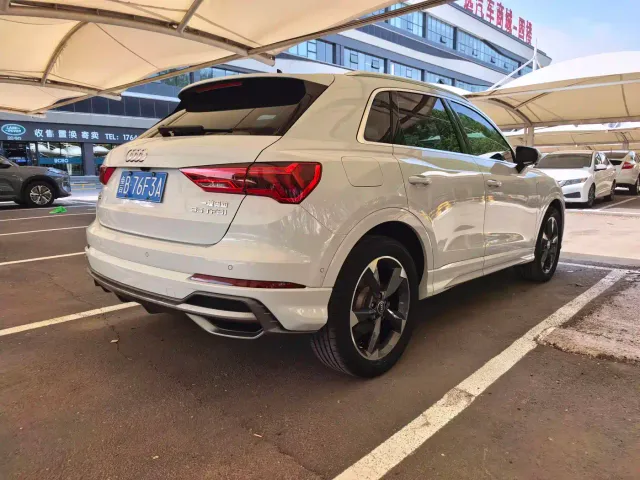 Audi Q3 — Фото автомобиля 20