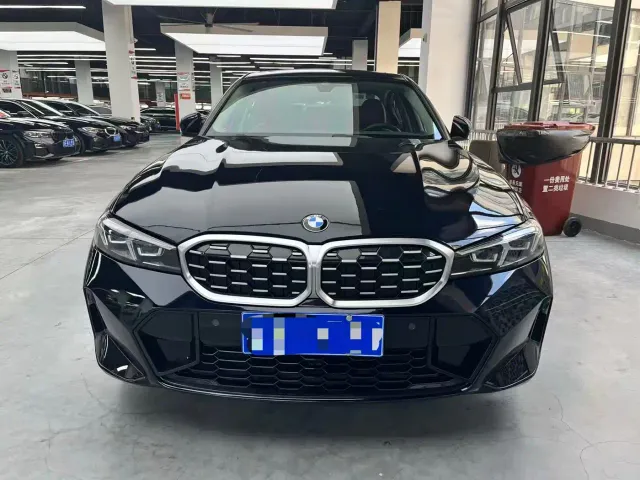BMW 3 Series — Фото автомобиля 2