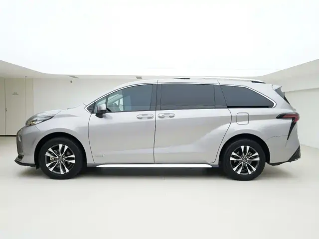 Toyota Granvia — Фото автомобиля 3
