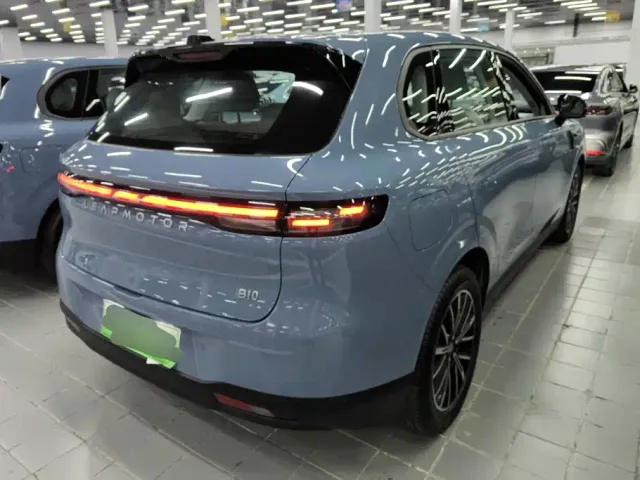 Leapmotor B10 — Фото автомобиля 3