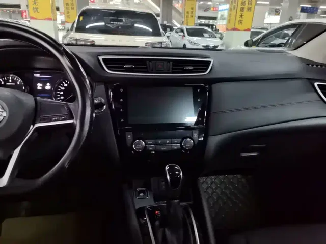 Nissan Qashqai — Фото автомобиля 12
