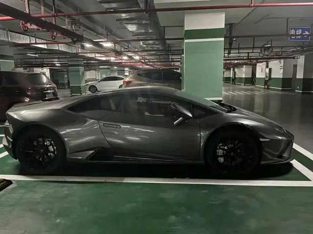 Lamborghini Huracan — Фото автомобиля 2