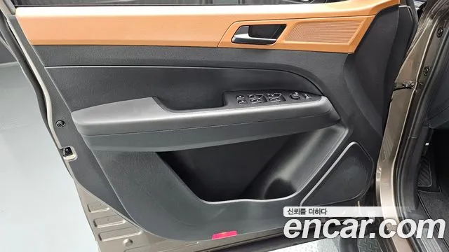 KG_Mobility_Ssangyong Musso Musso (Q300) Бензин 2.0 4WD — Фото автомобиля 23