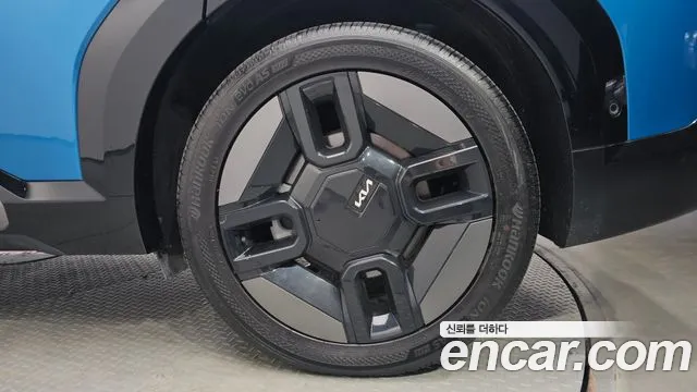 Kia EV9 — Фото автомобиля 20