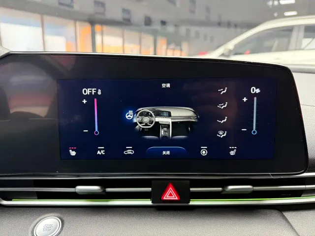 Hyundai Elantra — Фото автомобиля 10