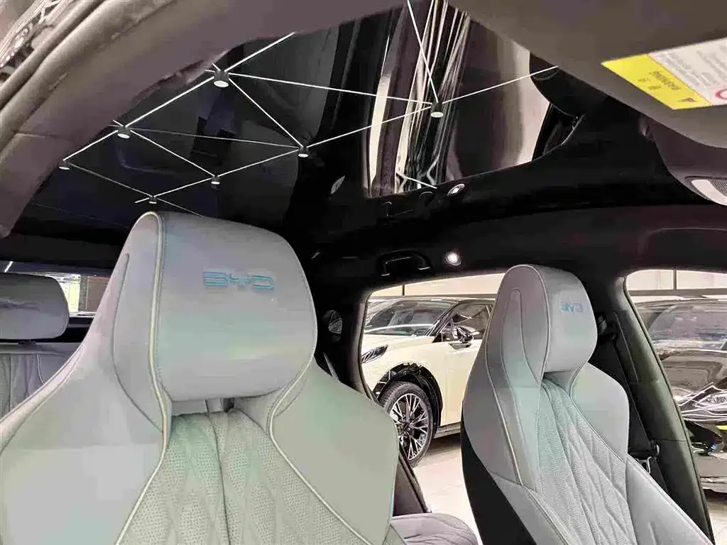 BYD Seal 2023 Champion Edition 550km Premium — Фото автомобиля 17