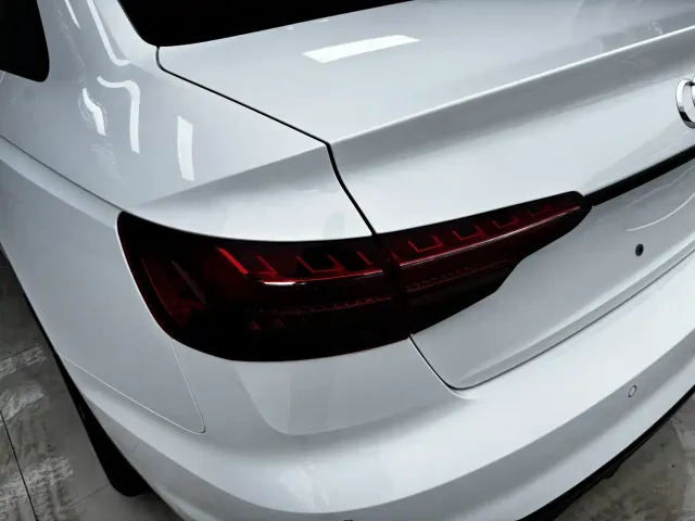 Audi A4L — Фото автомобиля 8