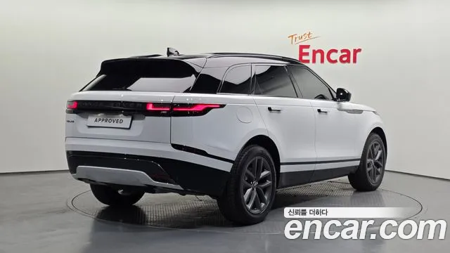 Land Rover Range Rover Velar Range Rover Velar 2.0 P250 Dynamic SE — Фото автомобиля 2