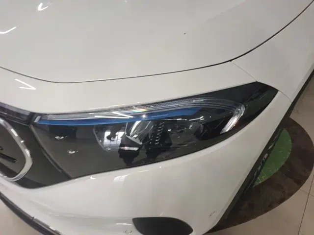 Mercedes-Benz EQA — Фото автомобиля 17