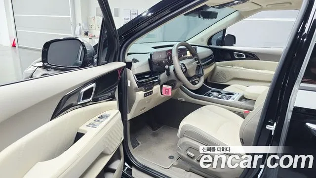 Kia Canival Новый Carnival 4 поколение Бензин 7 мест X Line — Фото автомобиля 9