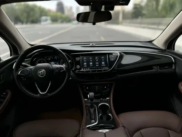Buick Envision Plus — Фото автомобиля 7